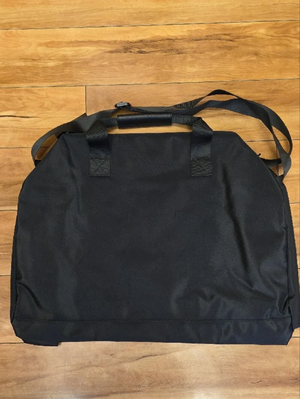NWT Kenneth Cole Black Weekender Duffle Travel Gym Overnight Bag